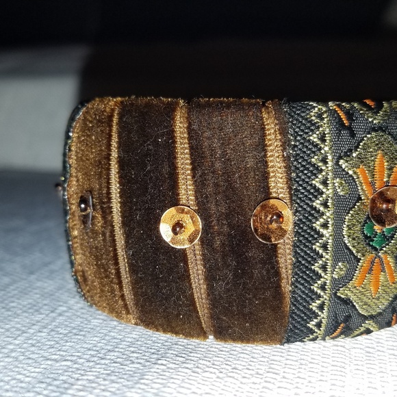 Bangle Bracelet - Picture 4 of 4